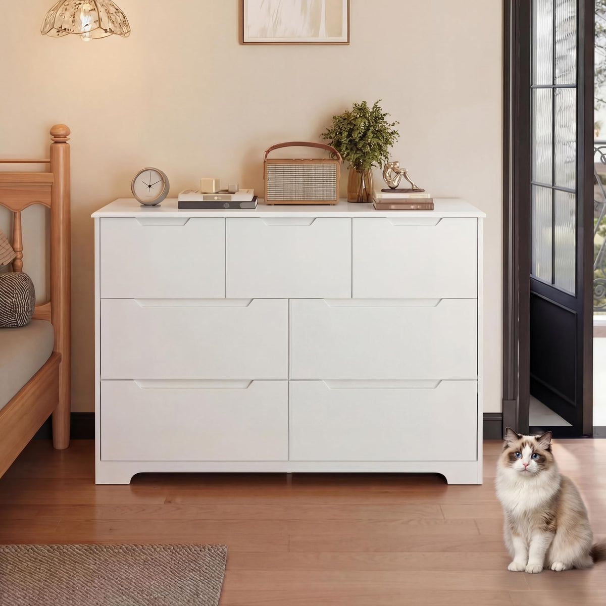 White 7 Drawer Dresser V669