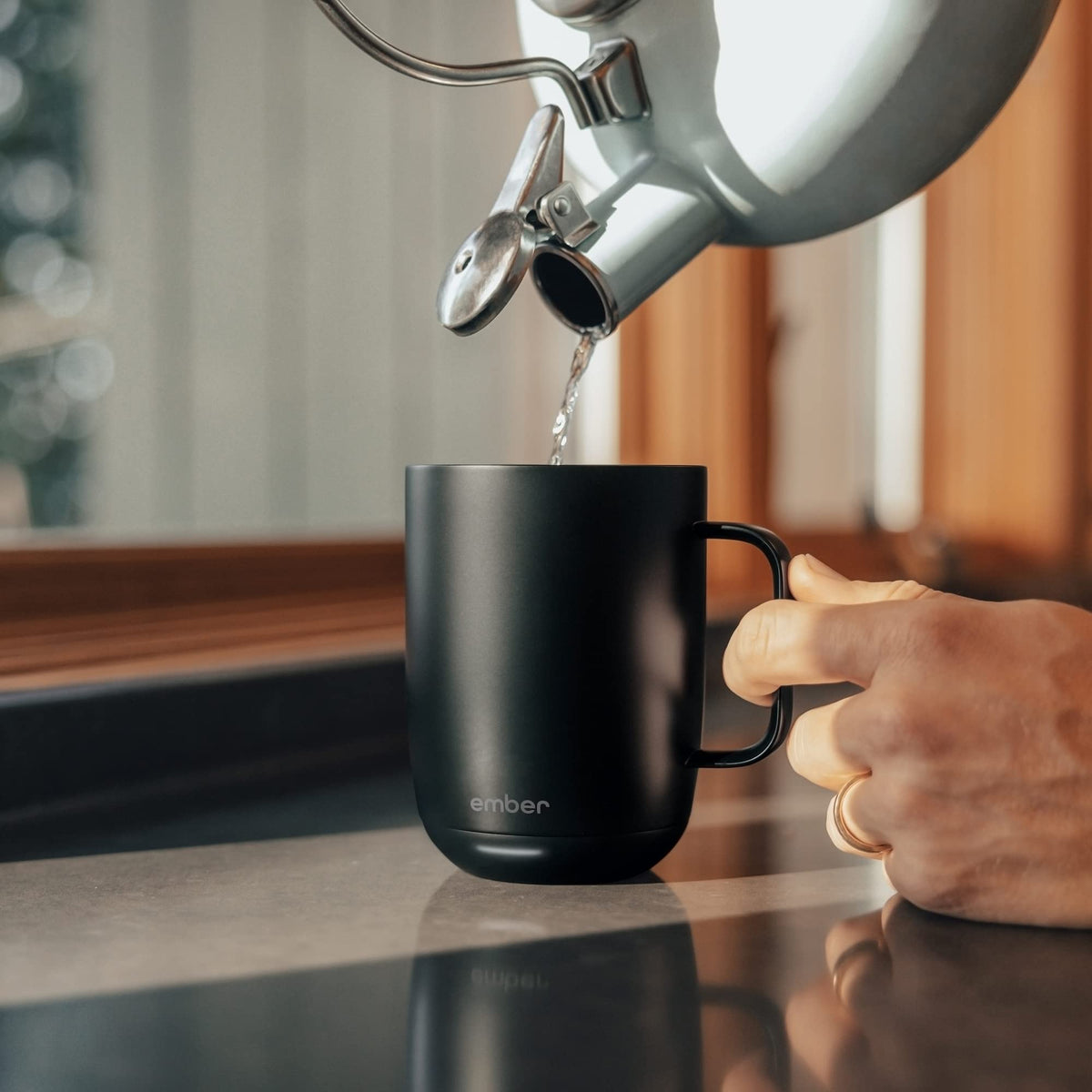 10 oz Temperature Control Smart Mug with Milk Frother U71508